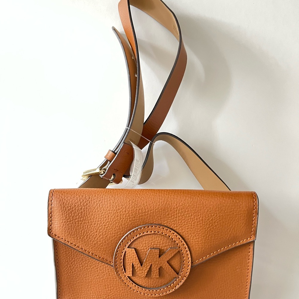 NWT Michael Kors Fanny Bag